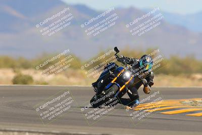 media/Oct-09-2022-SoCal Trackdays (Sun) [[95640aeeb6]]/Turn 15 (150pm)/